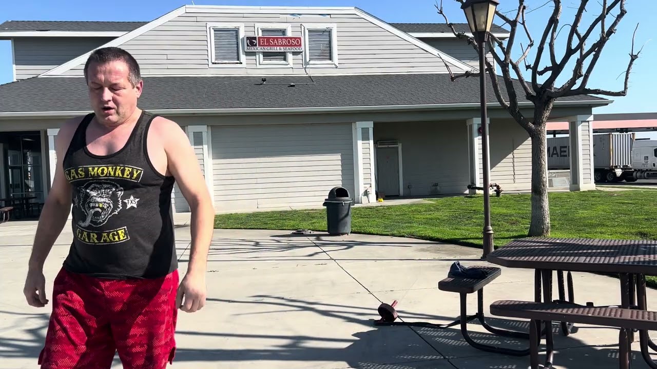 Get strong core insane full body strength with the ab roller be consistent 💪