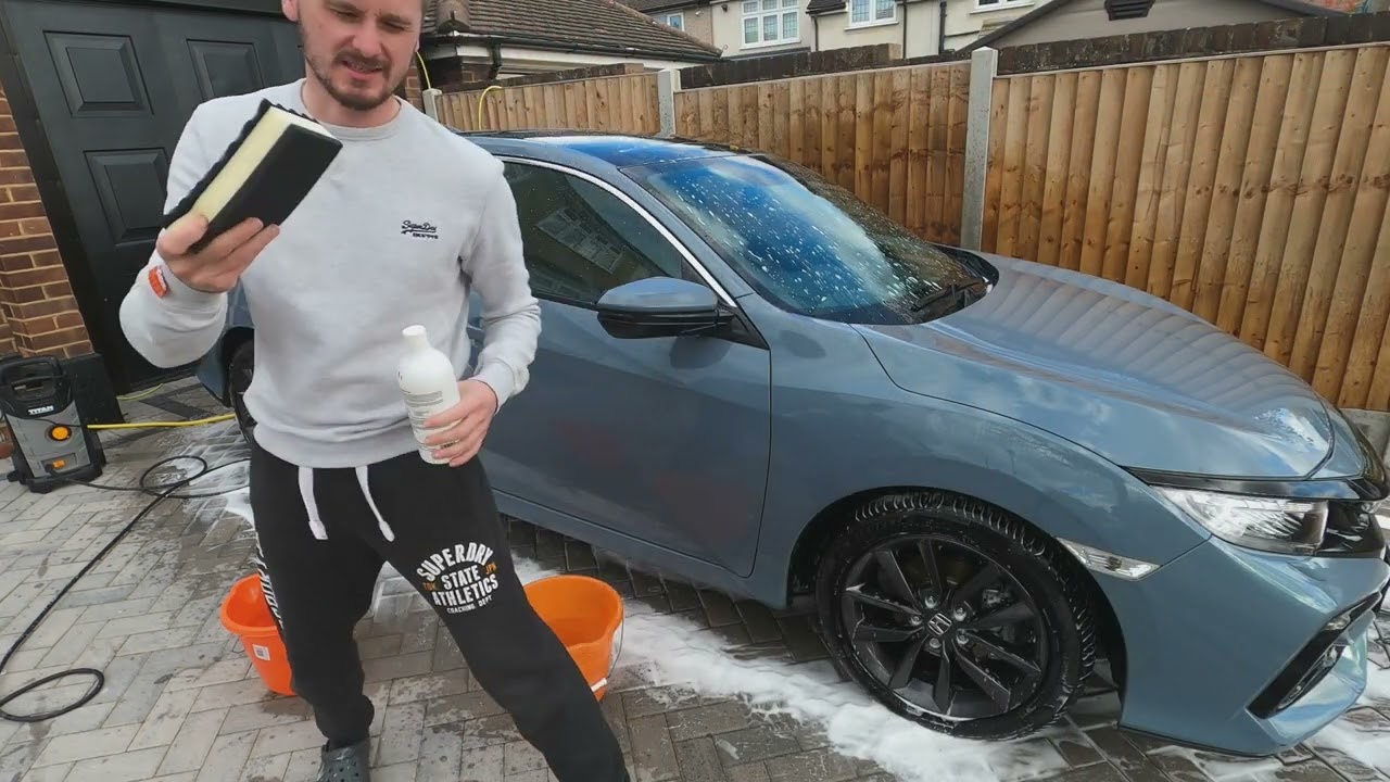 Soft 99 Car Care Kit - The Game Changing Sponge