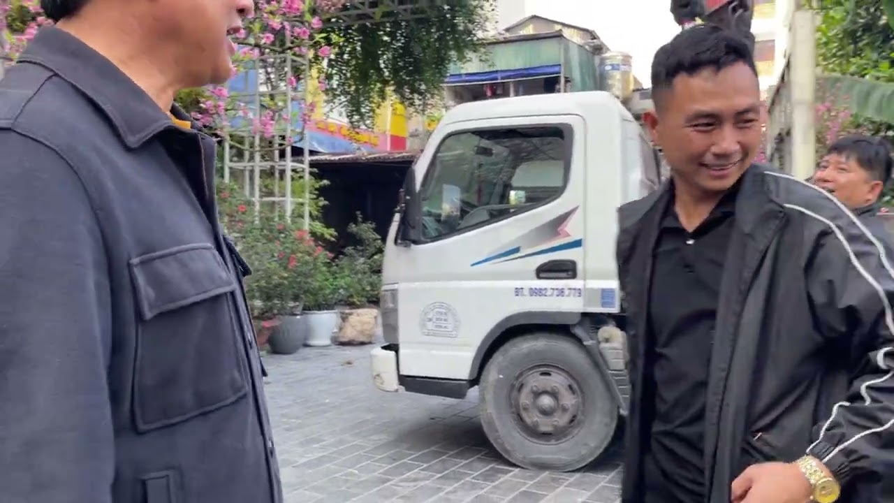 Tuyệt phẩm đào tết 2026 - Những cây gốc đào to khủng tìm về đúng chủ nhân