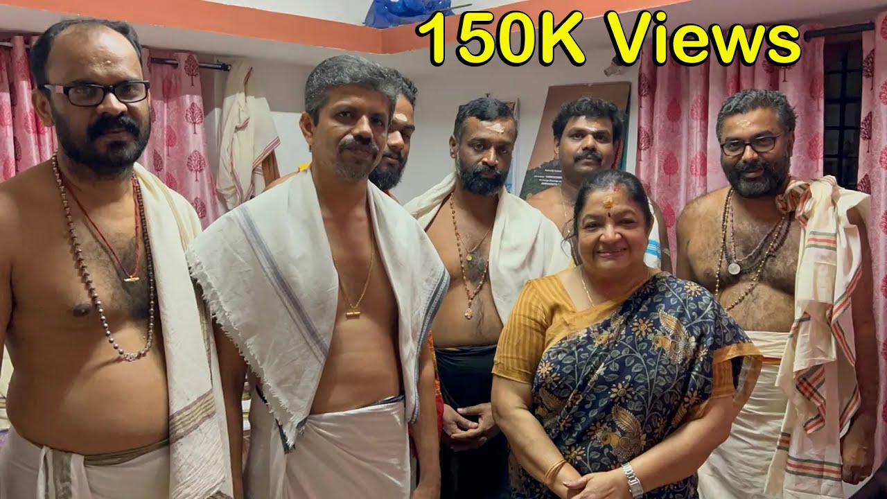 K.S Chithra Visits Nelluvai Dhanwantari Temple