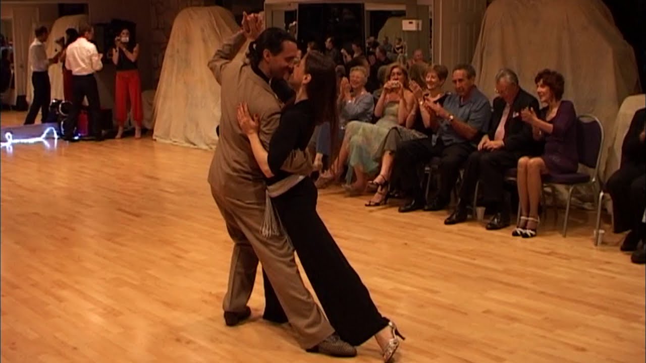 Gustavo Rosas. Tango con Gisela Natoli en New Jersey.Octubre.2007.U.S.A