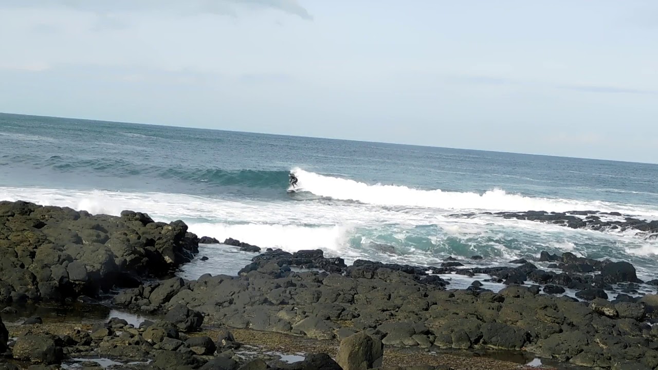 Surfing Flinders 25 05 2019