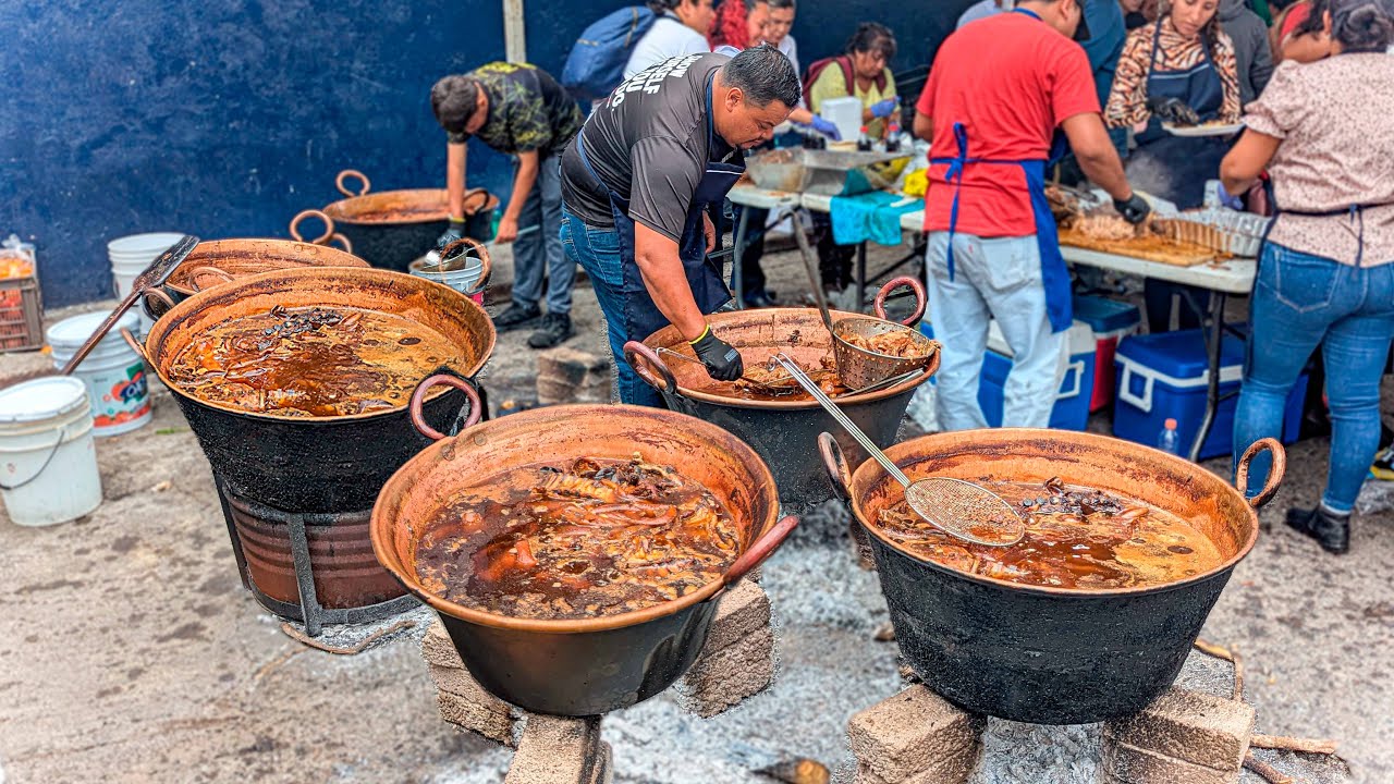 Carnitas Gratis para Todos | Por el 45 aniversario de la Central de Abastos