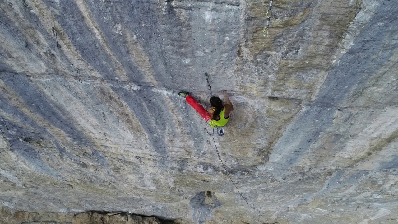 Cabane au Canada, Rawyl - Katherine Choong