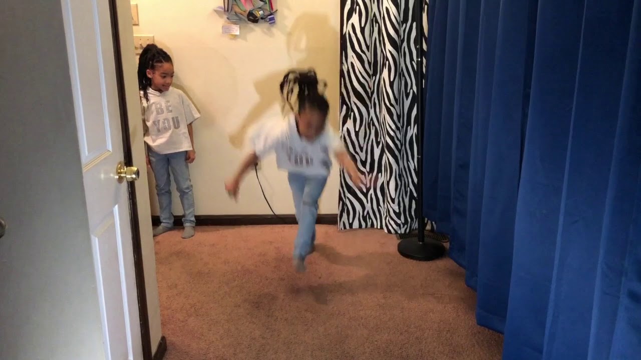 The DAB Twins - With Fun Flips