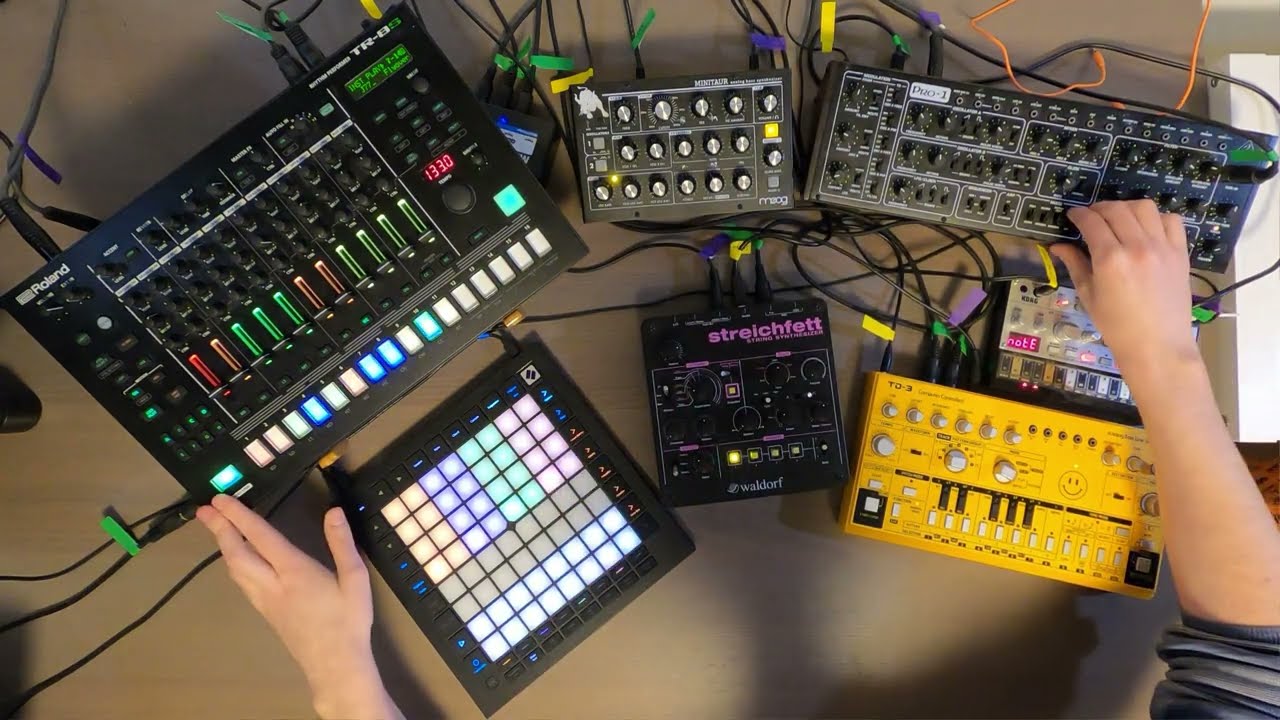 Jam Matrix 77 | Dark & Driving Techno | Live Studio Session by Absolar