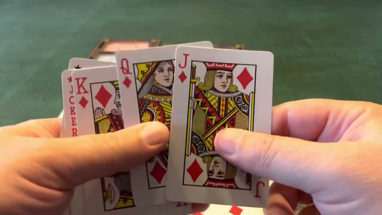 Brand new Kem plastic playing cards review. (Now in cardboard cases?)