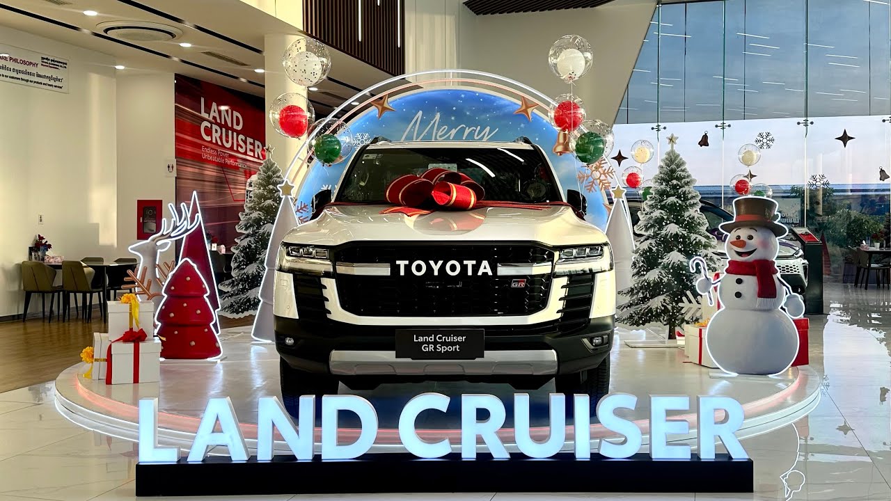 Toyota Landcruiser GR Sport | LC 300 | Luxury SUV | Interior and Exterior Review 