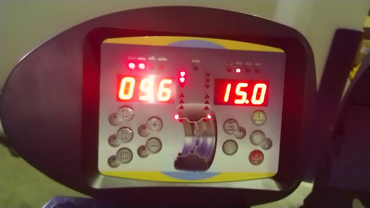 Bright CB67 computerised wheel balancer