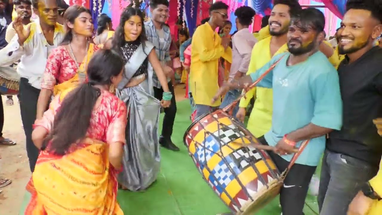 WEDDING HALDI DANCE || HARPAL FAMILY BALKHAMAR || PITAMBAR DHULIAA SAMBALPURI HALDI DANCE #HALDI