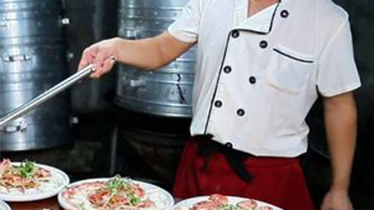 福建农村16岁生日宴席，1800块12个硬菜，8道全是海鲜，绝不收份子钱#我和冬日有个约 #农村美食 #小吃