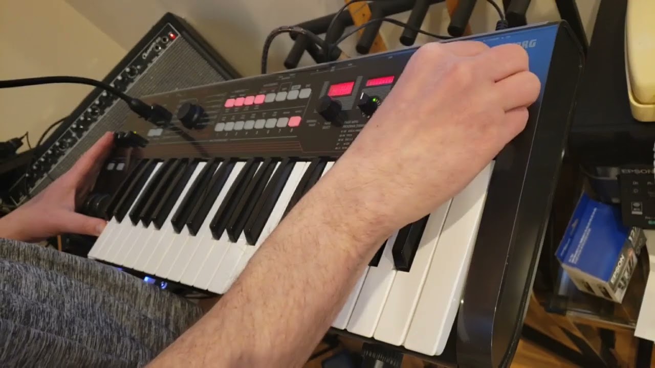 R3 vocoder formant shifter drenched in effects