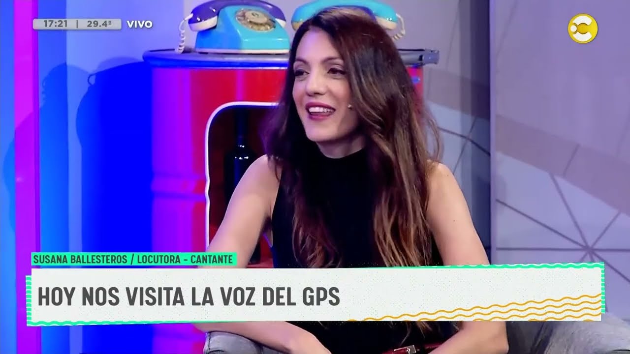 Hoy nos visita Susana Ballesteros, voz del GPS, y presenta su show en Xirgu Untref │ DPZT │ 07-11-23