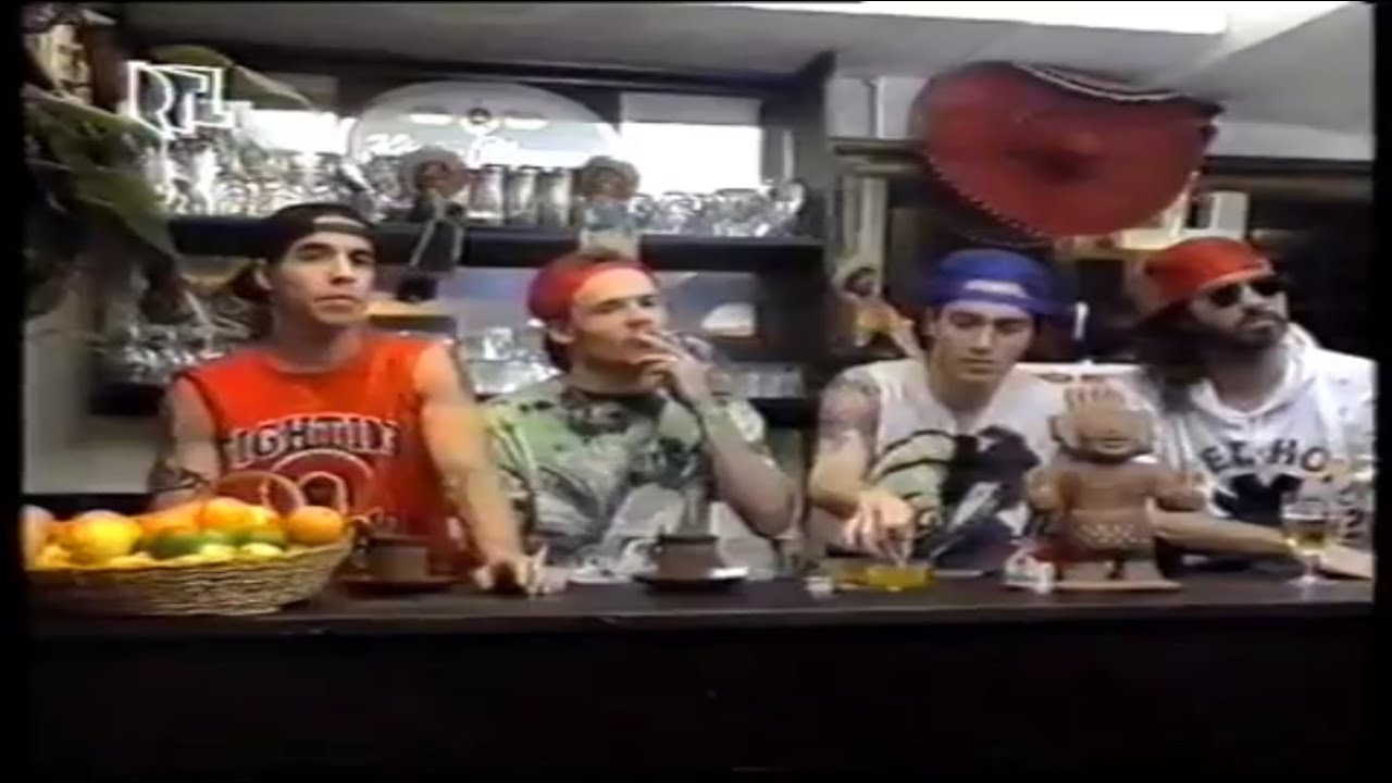Red Hot Chili Peppers - RTL TV (Germany) (11/03/1990)
