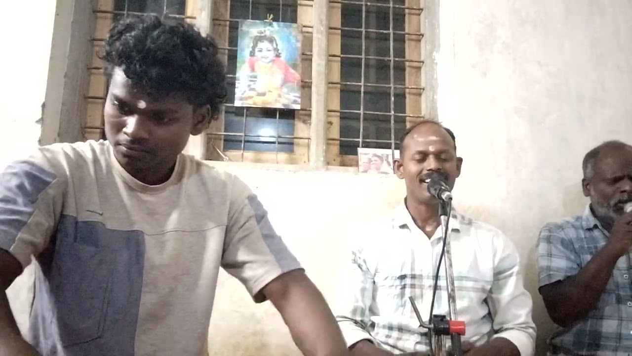 ഭ്രമരമേ... മാനസ ഭ്രമരമേ... ശുദ്ധ മധു തേടിയലയുന്നു തളരുന്നു നീ അമ്മാ ഭജൻ🙏🏻