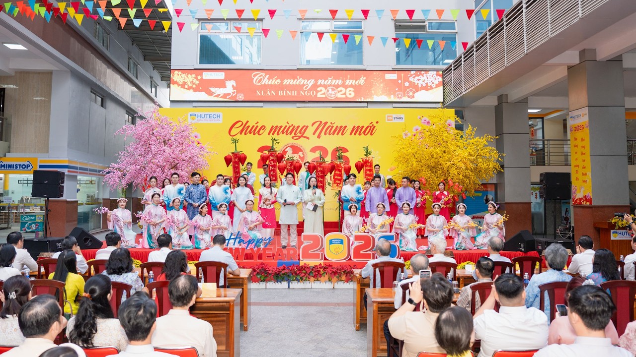 Xuân quê tôi - Sắc xuân hội ngộ tại HUTECH