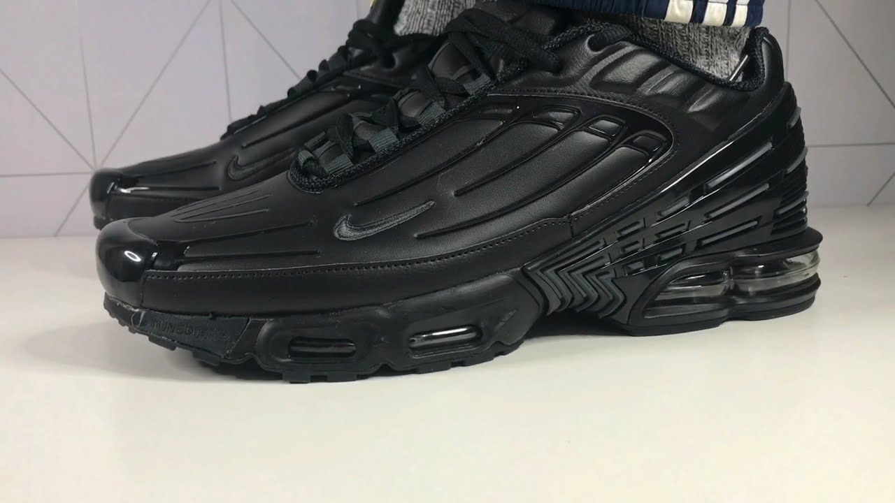 Nike Air Max Plus 3 Leather Black / Dark Smoke Grey Unboxing and On Feet Triple Black 🔥🔥🔥