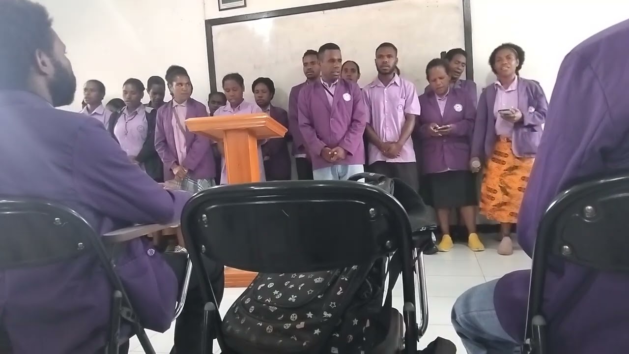 Mempersembahkan pujian kepada Tuhan atas pemeliharaannya 😔🙌🙏