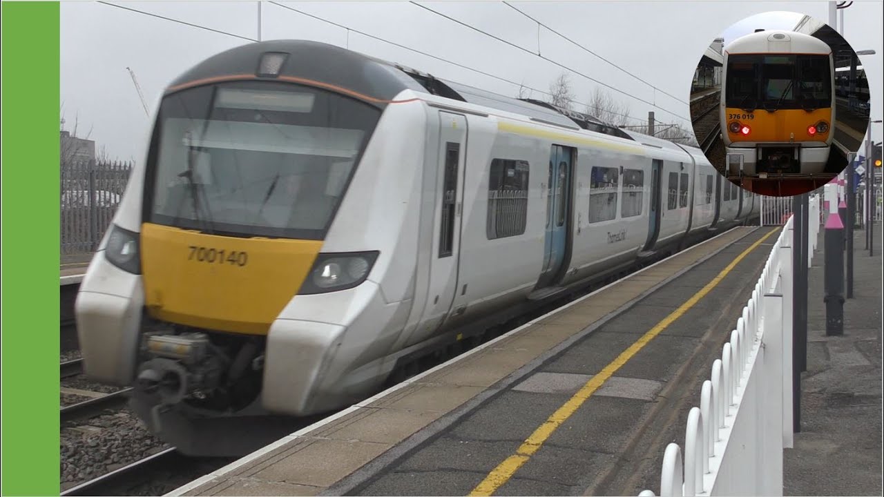 Trains at Hendon