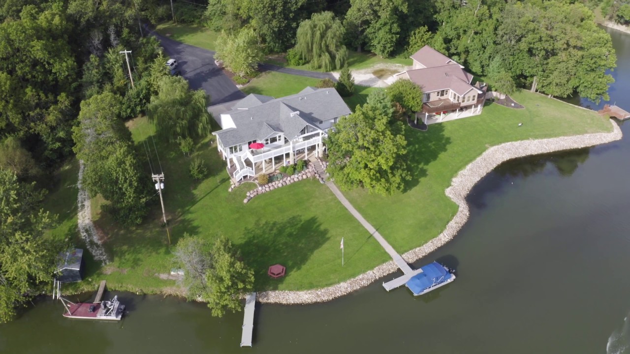 438 W Point Dr, Galesburg, IL 61401 - Real Estate
