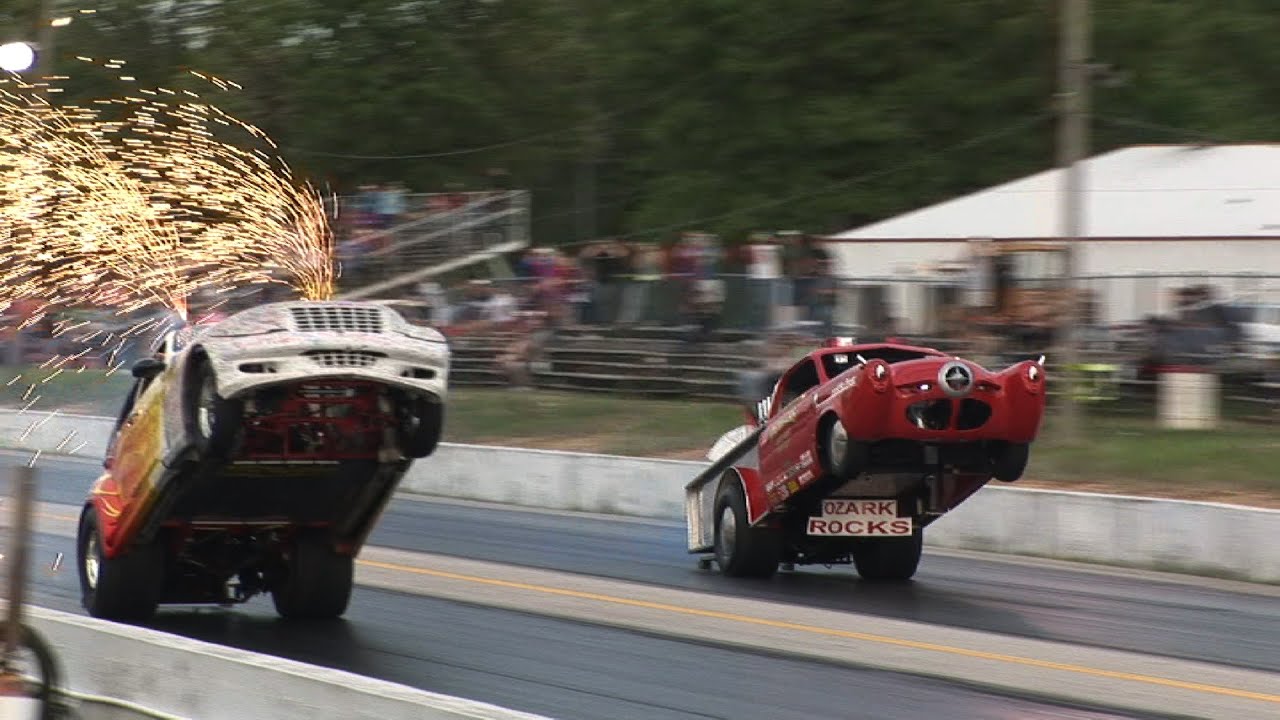 WILD WHEELSTANDER DRAG RACE