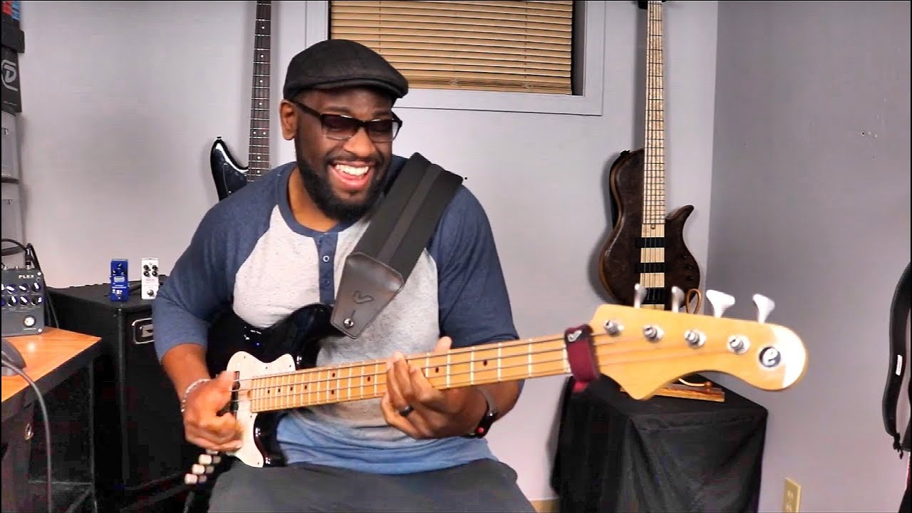 The NEW Carbon Copy Mini by MXR demo - Daric Bennett