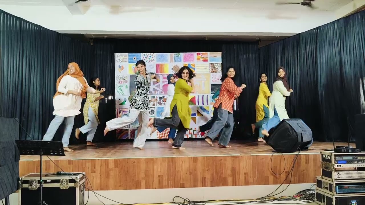 Group dance 
