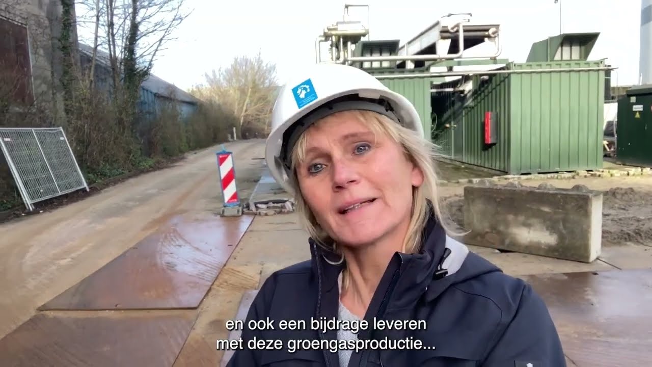 Marjan Leijen bij de rioolwaterzuivering Beverwijk over de productie van groen gas.