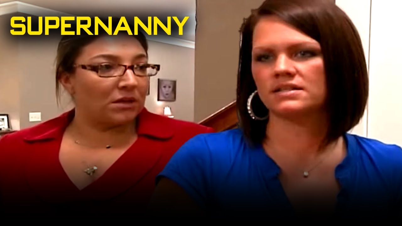 Supernanny has to bring LAZY MOM back to reality! 🙄 | Supernanny