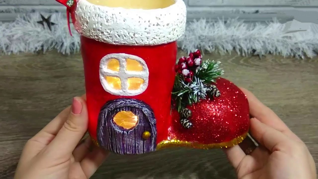НОВОГОДНИЙ САПОЖОК своими руками. Поделки из пластиковой бутылки.CHRiSTMAS craft.SANTA BOOT.DIY.