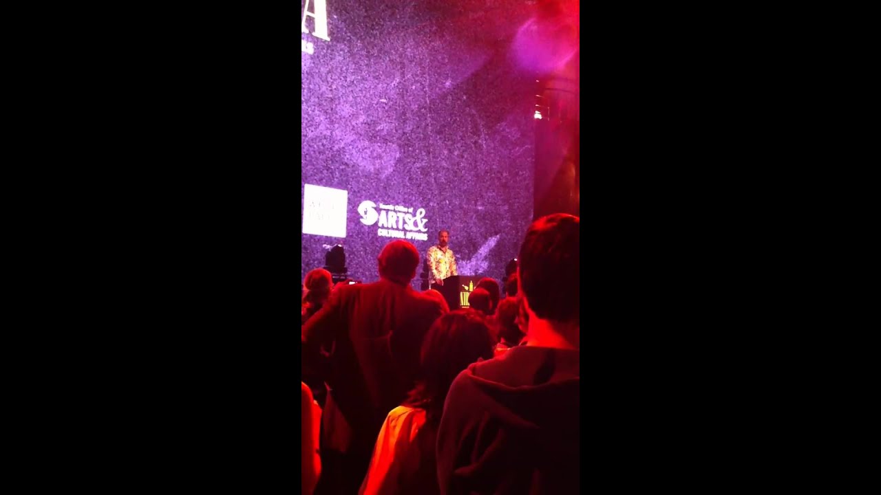 Krist Novoselic talks Nirvana, Kurt Cobain at EMP Nirvana exhibit opening (April 15, 2011)