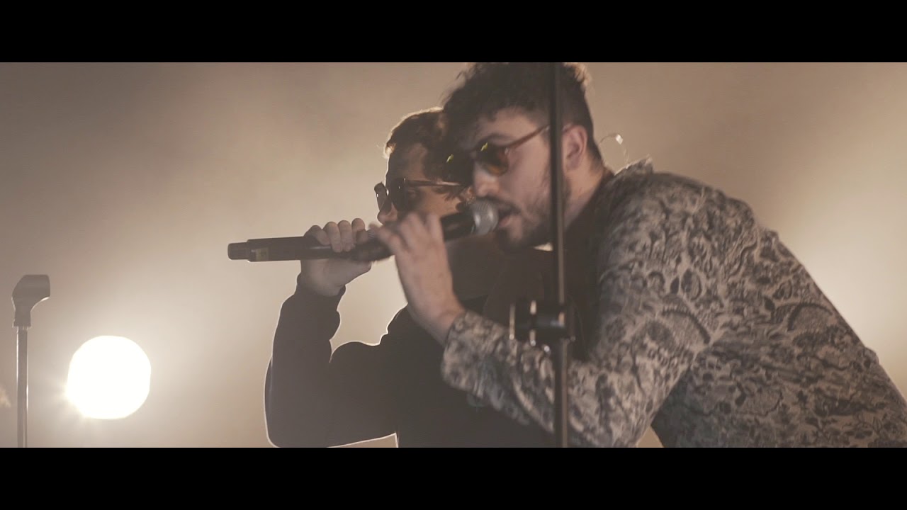 CARL BRAVE X FRANCO126 - TARARI' TARARA' (LIVE VIDEO @ATLANTICO)