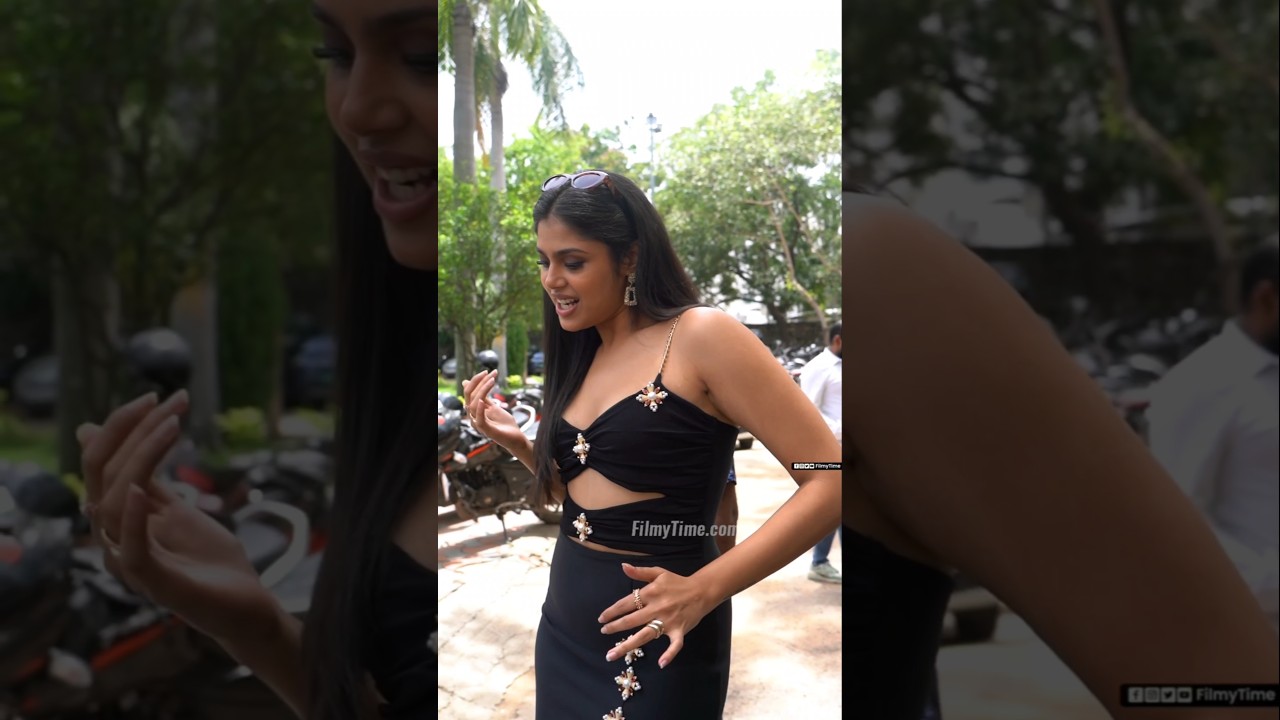 Faria Abdullah Chiru Step 👌😎 in front of paps #FariaAbdullah | FilmyTime
