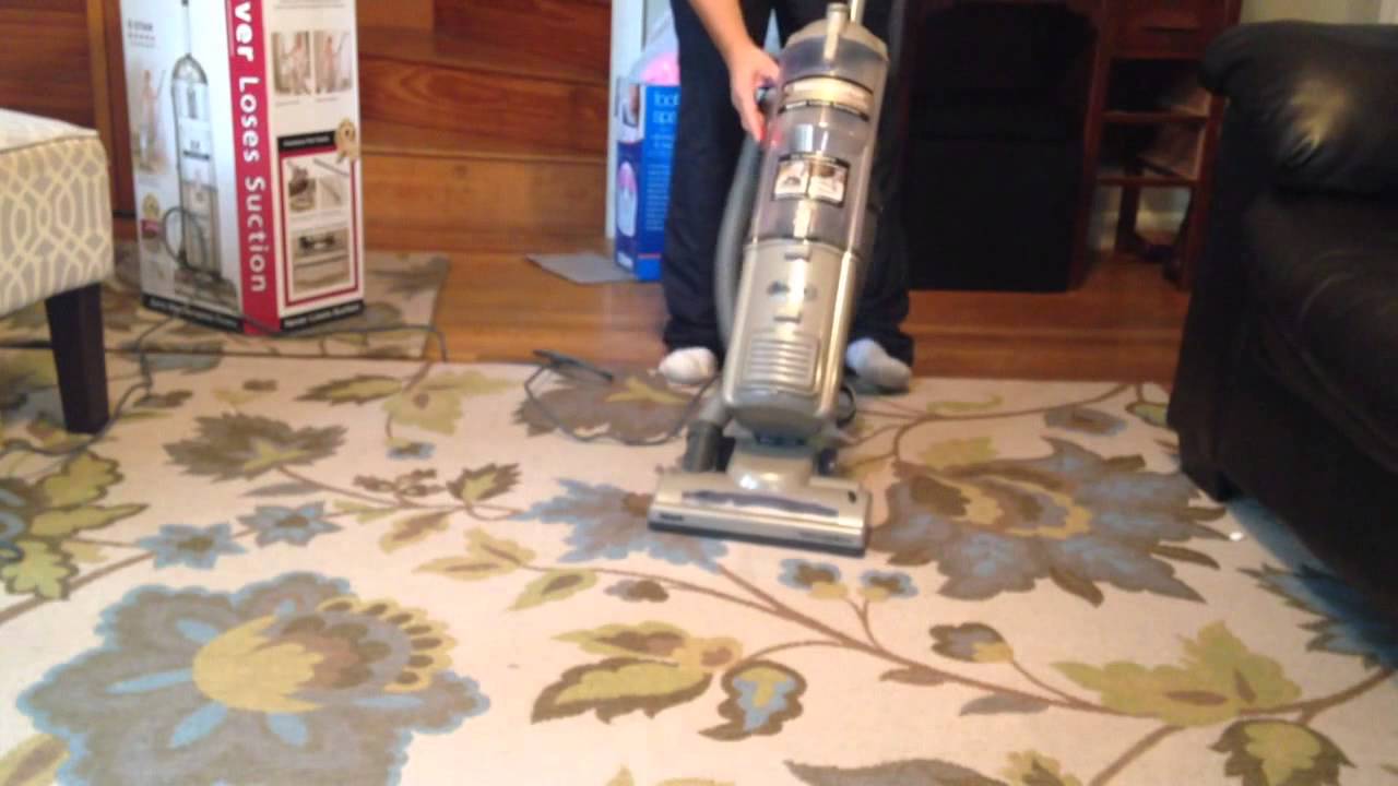 Shark Navigator Deluxe Vacuum Customer Review