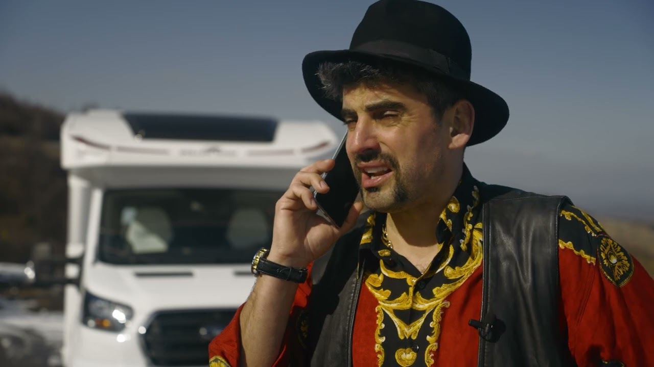 Haurentiu cu soacra-n vacanță