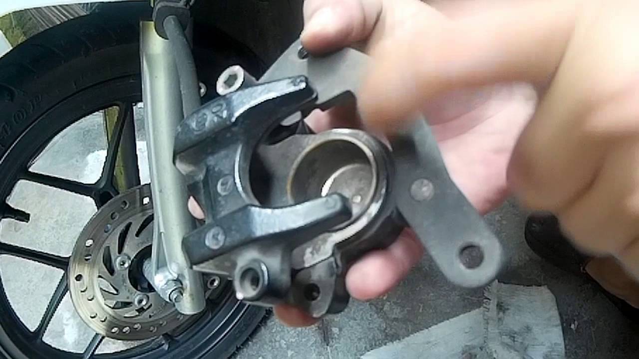 Replacing Motorcycle Front Disk Brake Pads