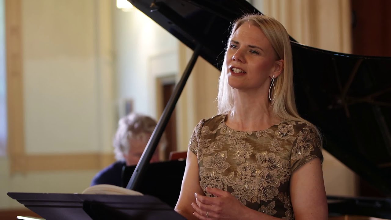 Maghan McPhee: I Know That My Redeemer Liveth / Handel's Messiah
