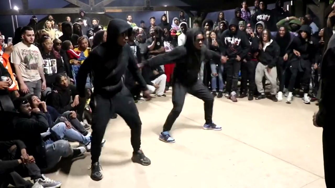 The Outsiders: KayRock & Cam vs Kaotic & DActOut