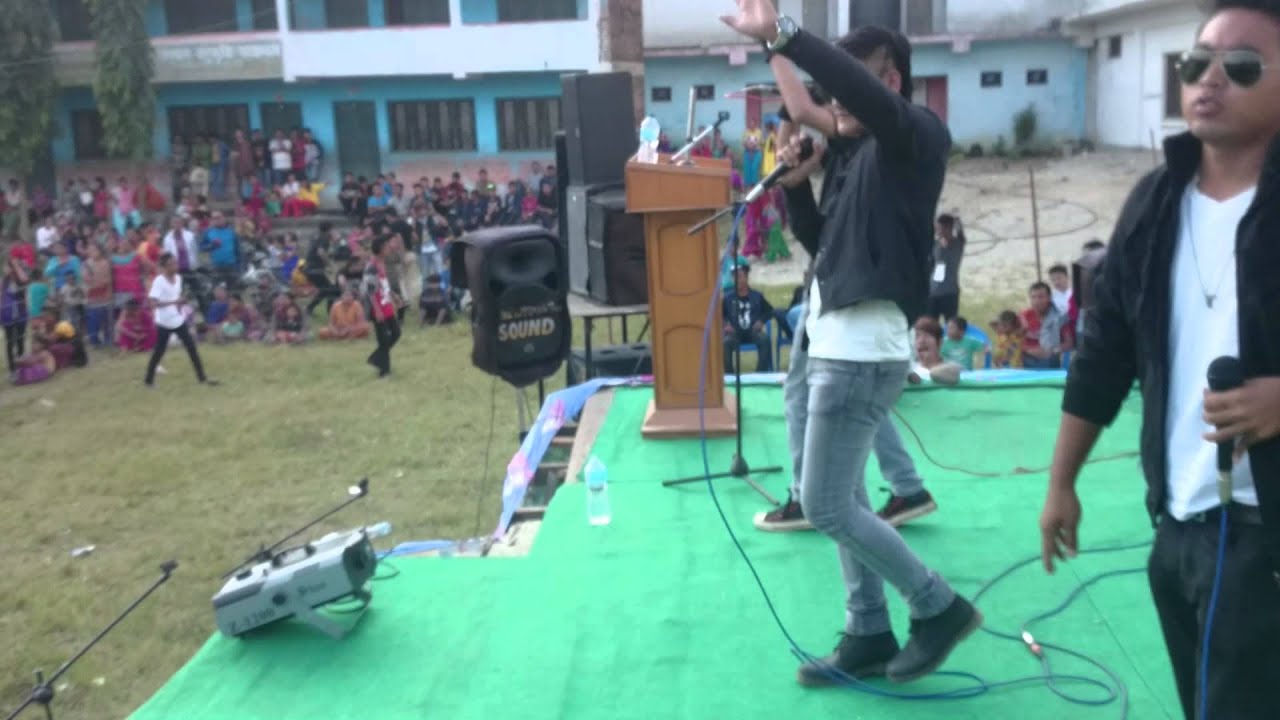 JUNI JUNI SONG LIVE CONCERT