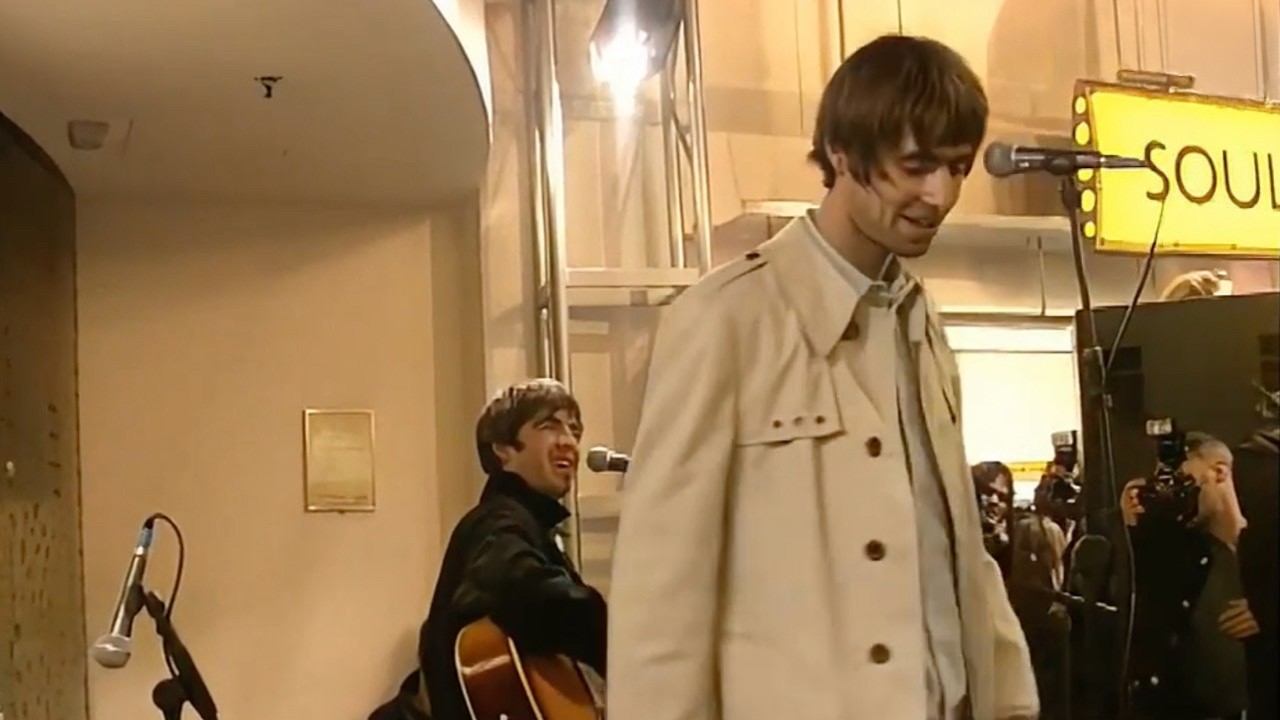 best liam gallagher lines on stage