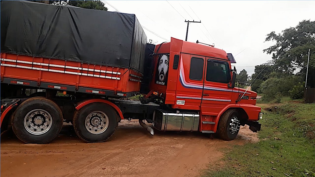 SCANIA 113 SAINDO DO CARREGAMENTO #2