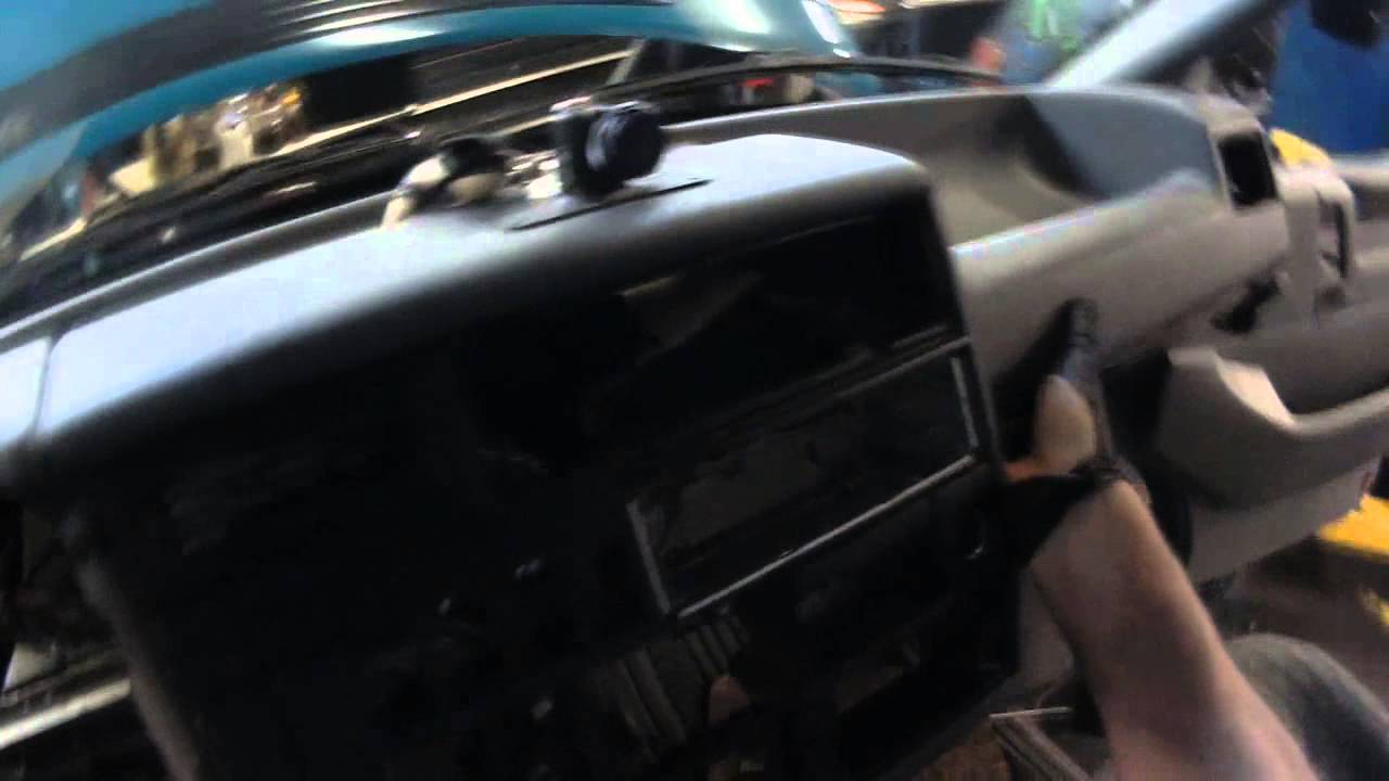 VW T4: Eurovan Dash Removal for Heater Core Access (part 2)