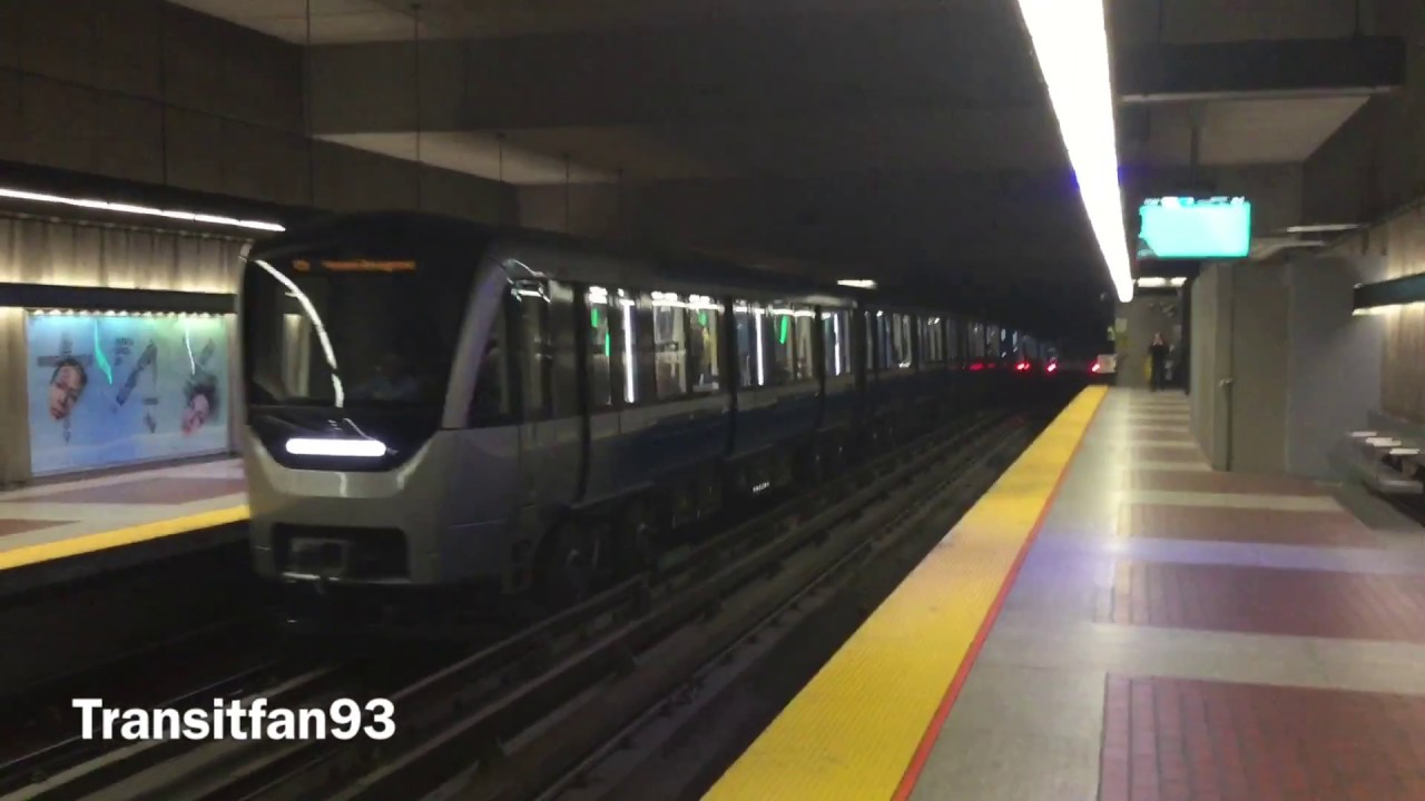MONTREAL METRO AZUR ON THE GREEN LINE (SET 25)