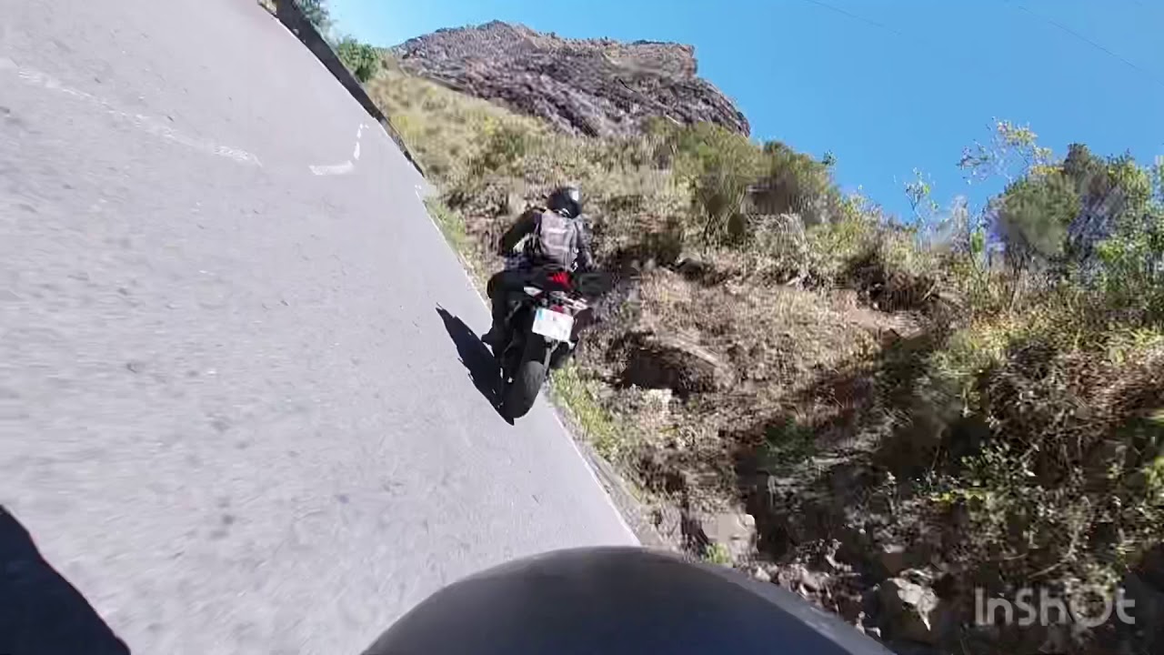 Route de Cilaos à moto 3/3
