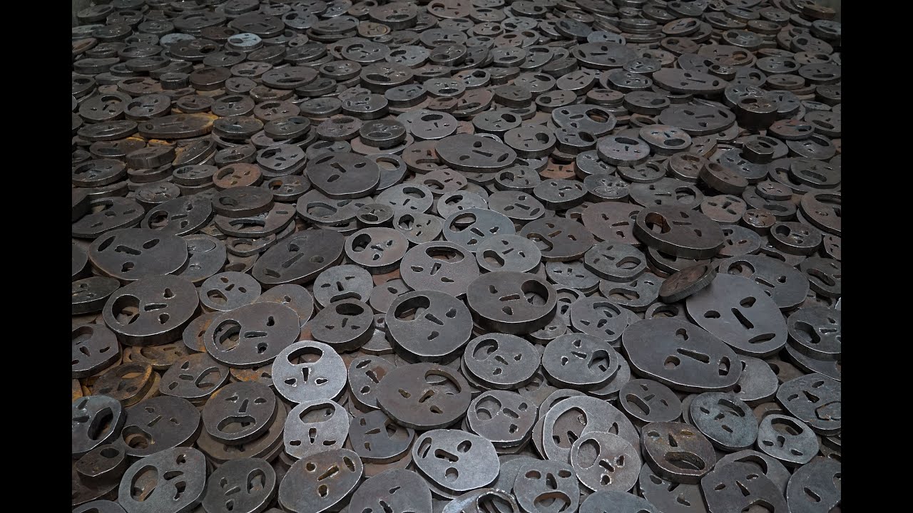 Memory Void. Menashe Kadishman. Jewish Museum Berlin