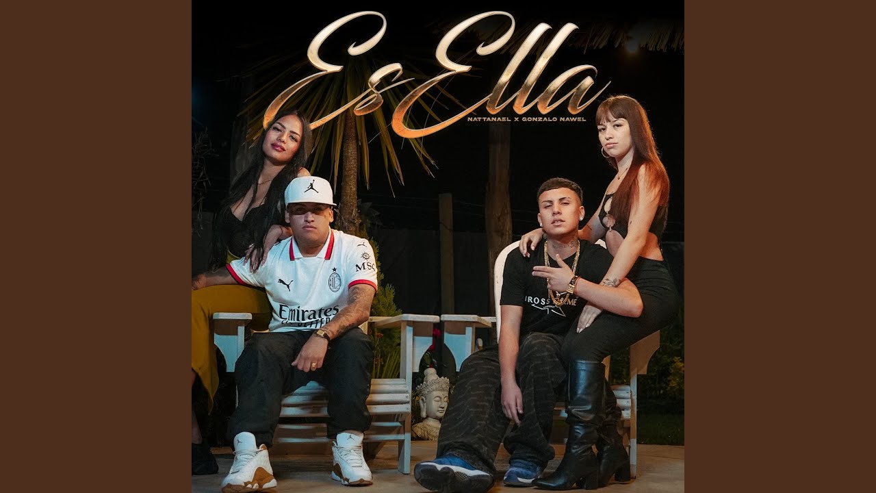Es Ella