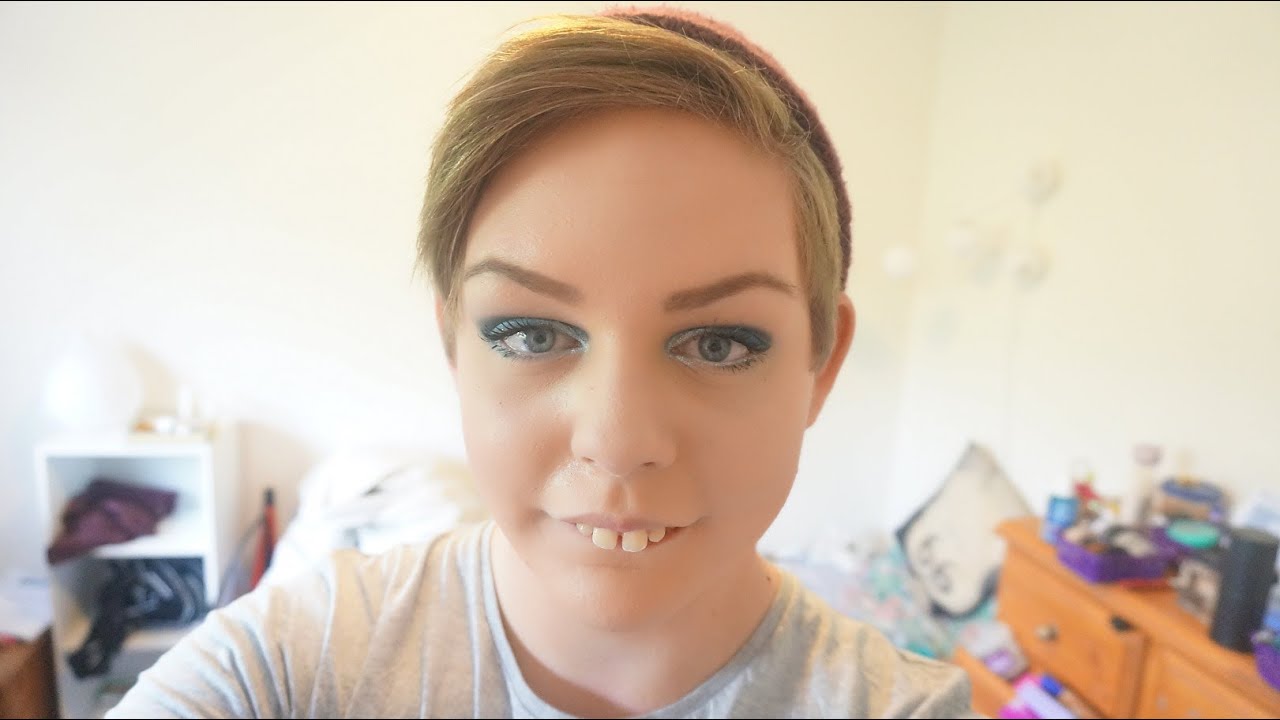 Urban Decay Vice 2 Palette Get Ready With Me Tutorial: Smokey Blue Eyes | Luke Howarth