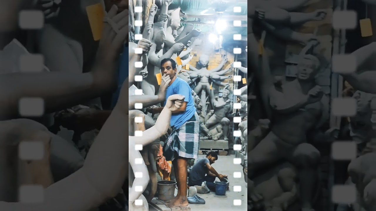 Creation of Devi Durga Idols, Kumortoli