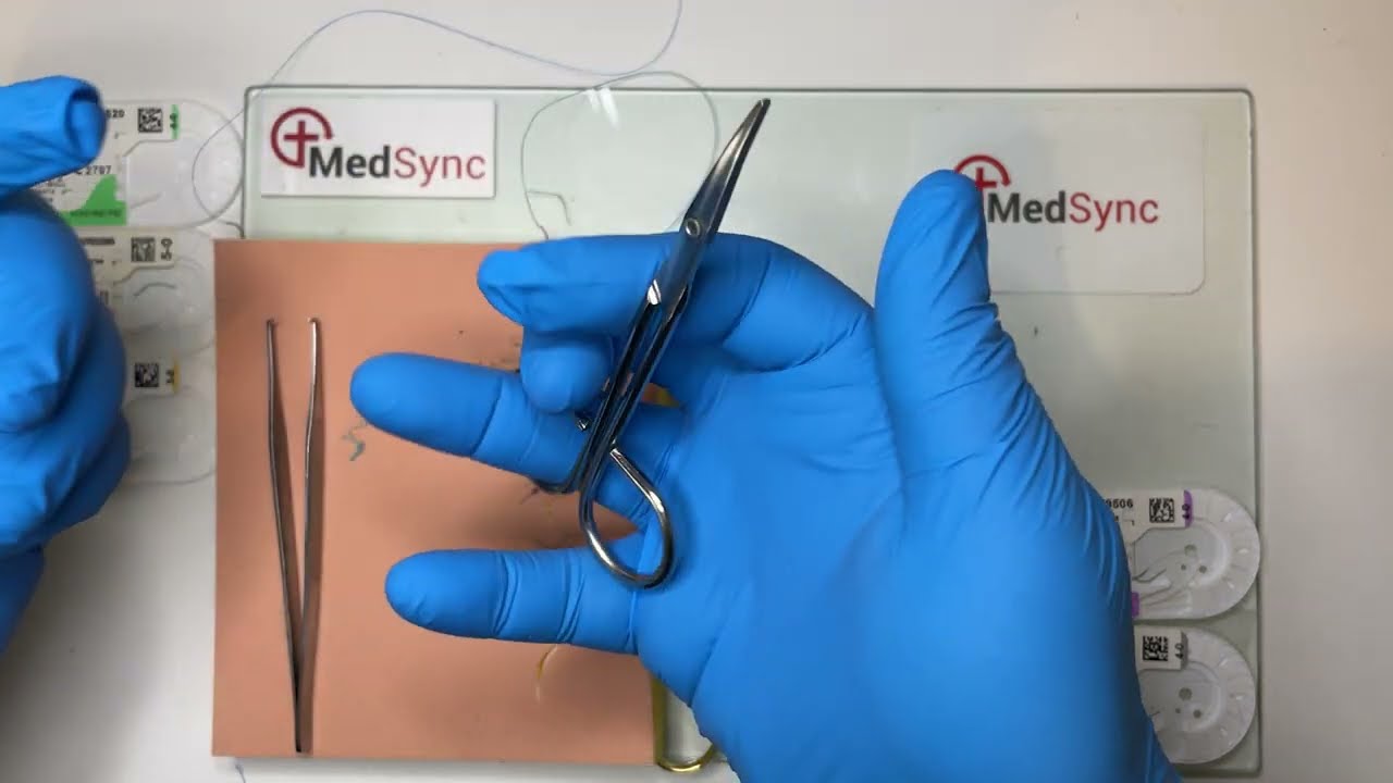 Want To Suture Fast?: Learn This Pro Technique FROM A SURGEON