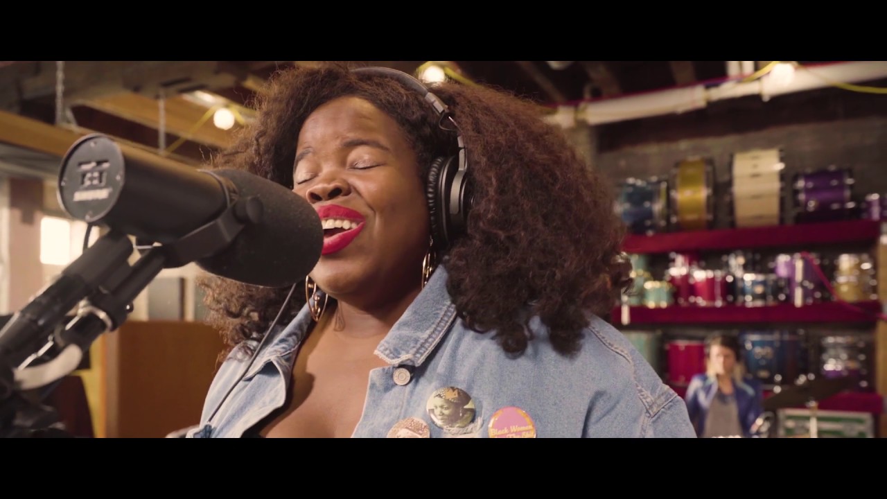 Danielle Ponder- Holding Me Down Live